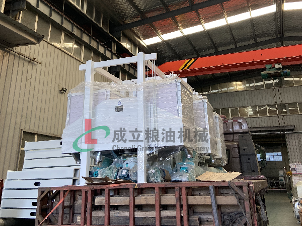 新疆日产30吨玉米加工设备，厂家发货中